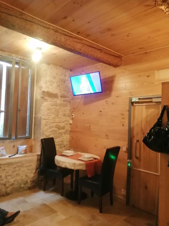 Studio Au Centre Ville De Каркасон Екстериор снимка