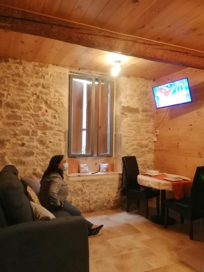 Studio Au Centre Ville De Каркасон Екстериор снимка