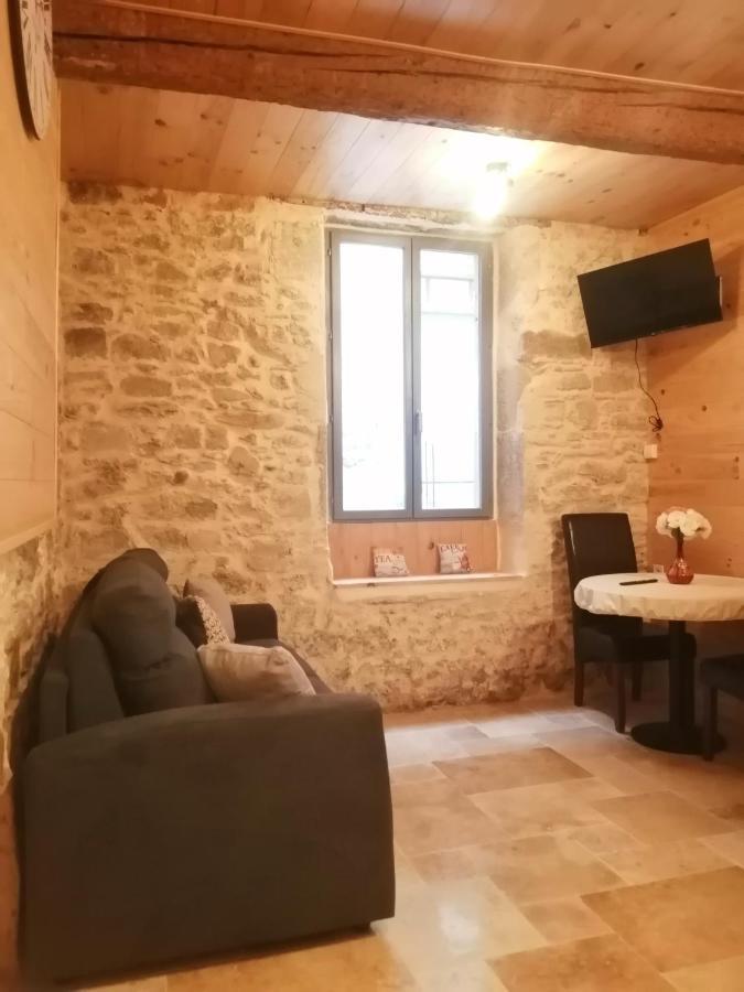 Studio Au Centre Ville De Каркасон Екстериор снимка